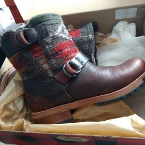 Women's Boots